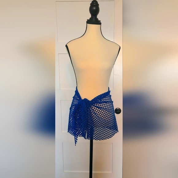 Cobalt blue swimsuit wrap - Picture 1 of 3